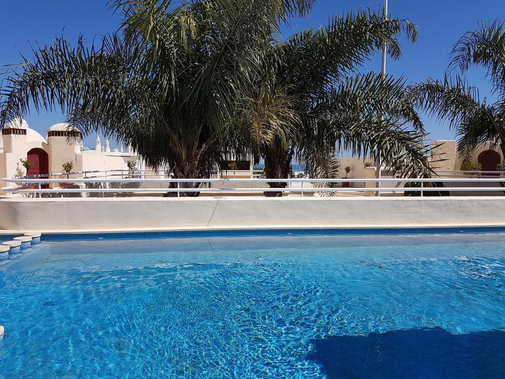Isla Benalmadena Apartment ภายนอก รูปภาพ